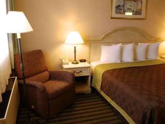 סאות' סן פרנסיסקו Travelodge By Wyndham San Francisco Airport North מראה חיצוני תמונה